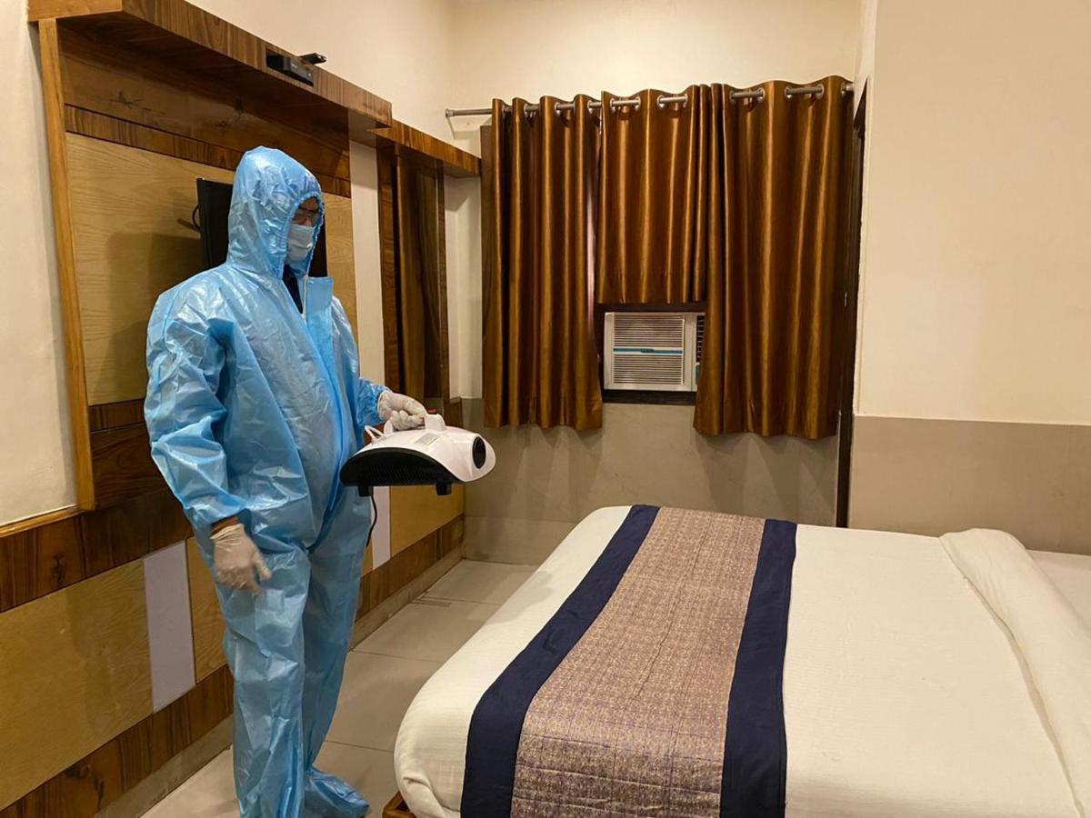 Hotel Glow Inn Paharganj-3 Mins Walk From New Delhi Railway Station Екстер'єр фото