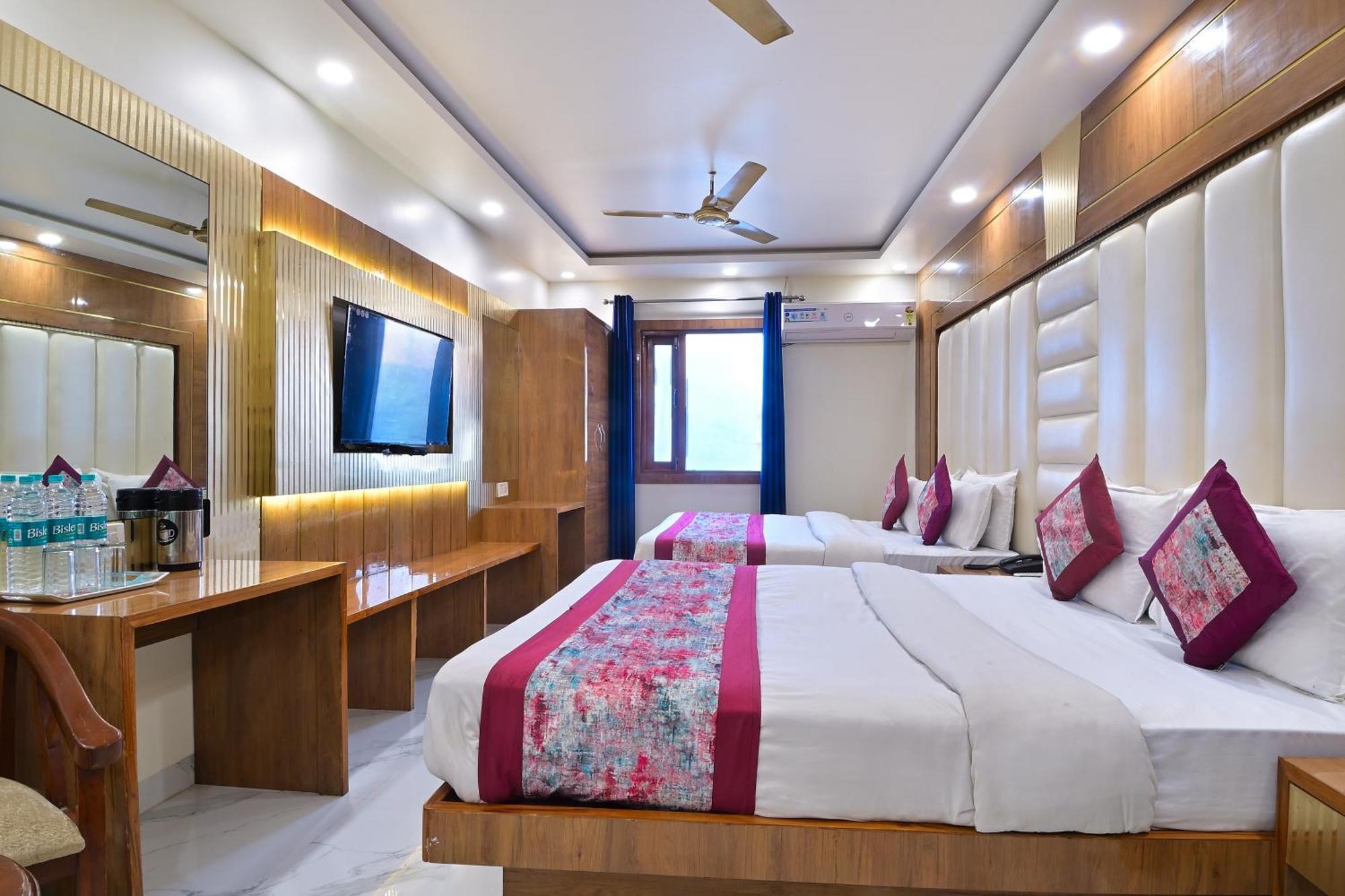 Hotel Glow Inn Paharganj-3 Mins Walk From New Delhi Railway Station Екстер'єр фото
