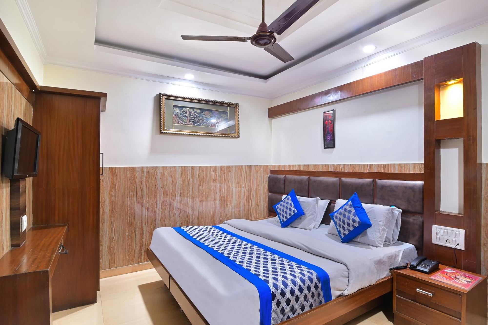 Hotel Glow Inn Paharganj-3 Mins Walk From New Delhi Railway Station Екстер'єр фото