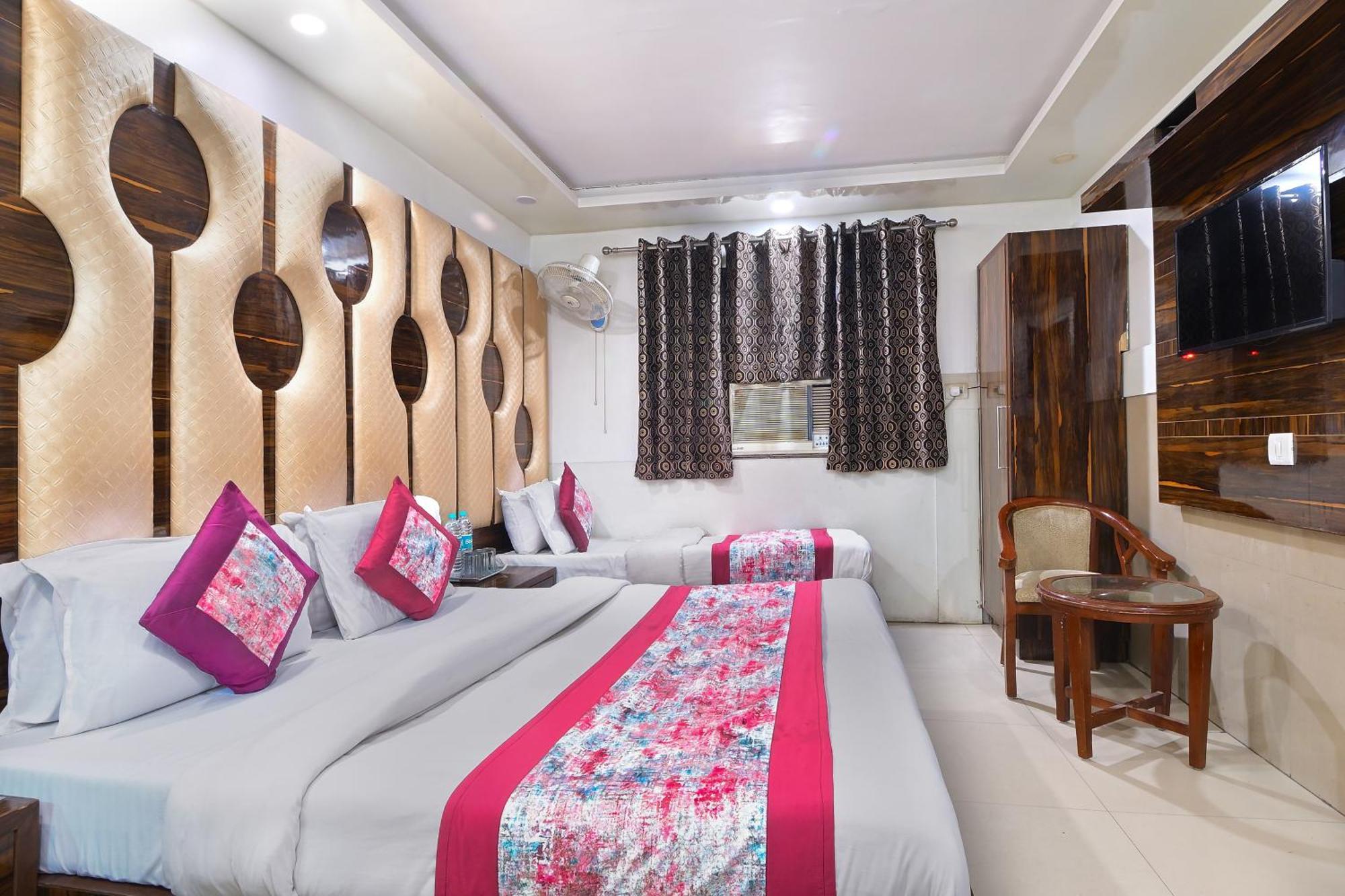 Hotel Glow Inn Paharganj-3 Mins Walk From New Delhi Railway Station Екстер'єр фото
